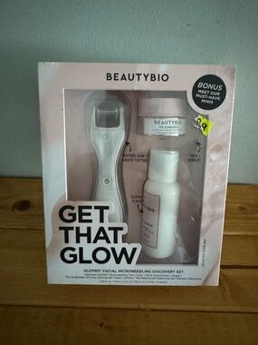 BeautyBio Get That Glow Facial Microneedling Set - White